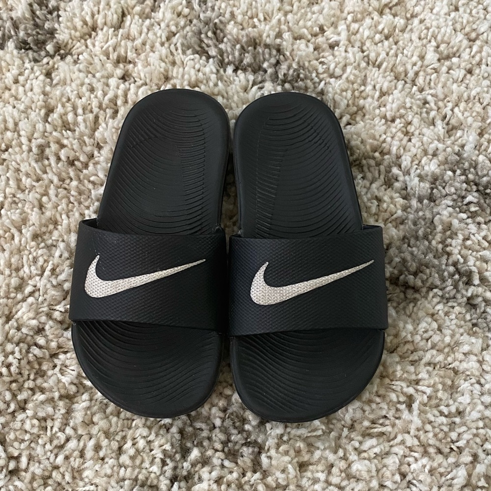 Boys Nike Slides
